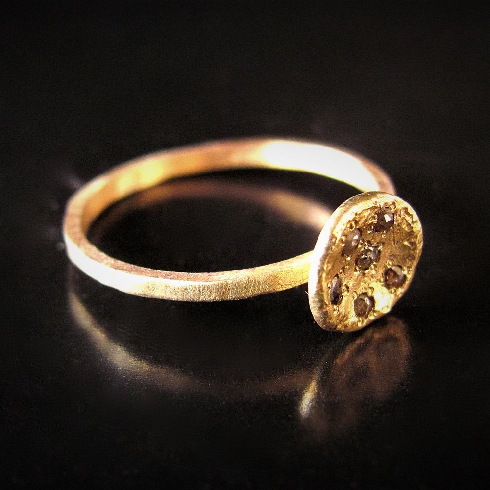 Gold diamonds ring. - Picture 7 of 9
